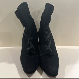 Ann Klein Victorian Lace Up Granny Boots Black Suede Leather Sz 8.5 N,